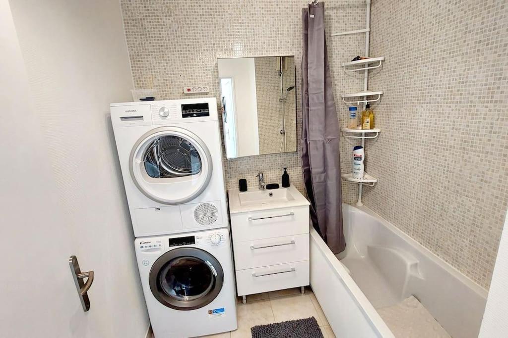Cosy Home, 2 Chambres, 6 Personnes, 3 Min Gare, Parking * Cergy