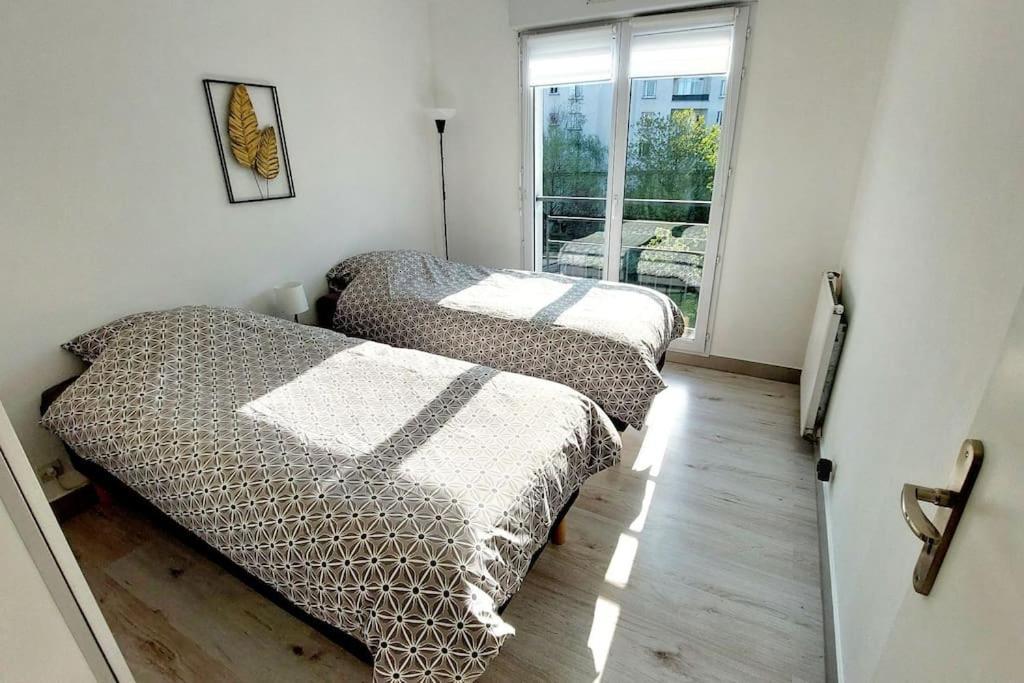Apartment Cosy Home, 2 Chambres, 6 Personnes, 3 Min Gare, Parking *