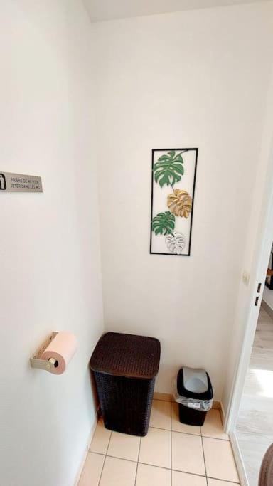 Cosy Home, 2 Chambres, 6 Personnes, 3 Min Gare, Parking * Cergy