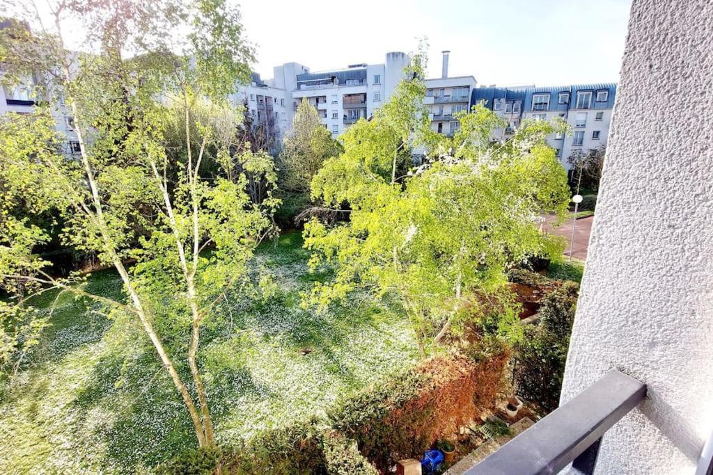 Cosy Home, 2 Chambres, 6 Personnes, 3 Min Gare, Parking